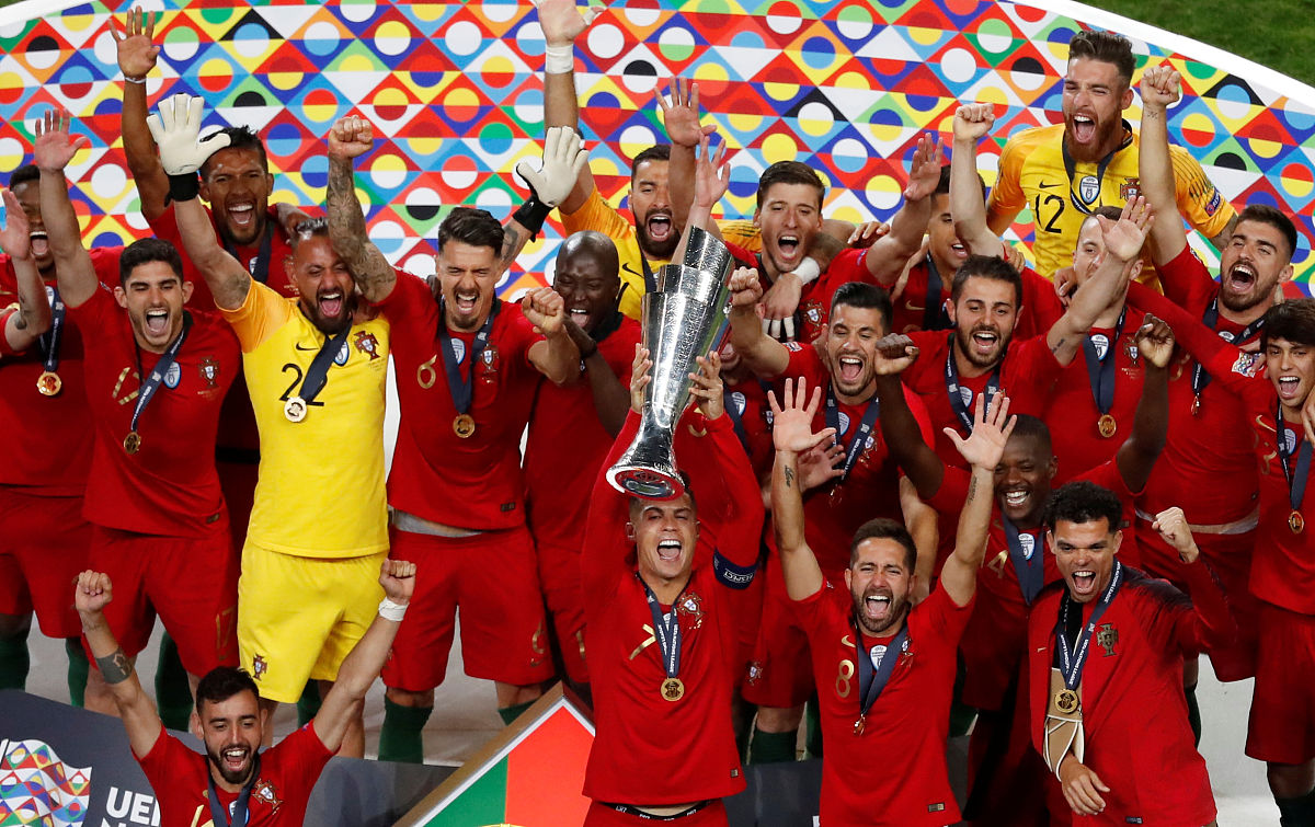 冠军走势:各支豪门球队在欧洲杯上的前景展望的简单介绍 冠军走势:各支豪门球队在欧洲杯上的前景展望的简单介绍