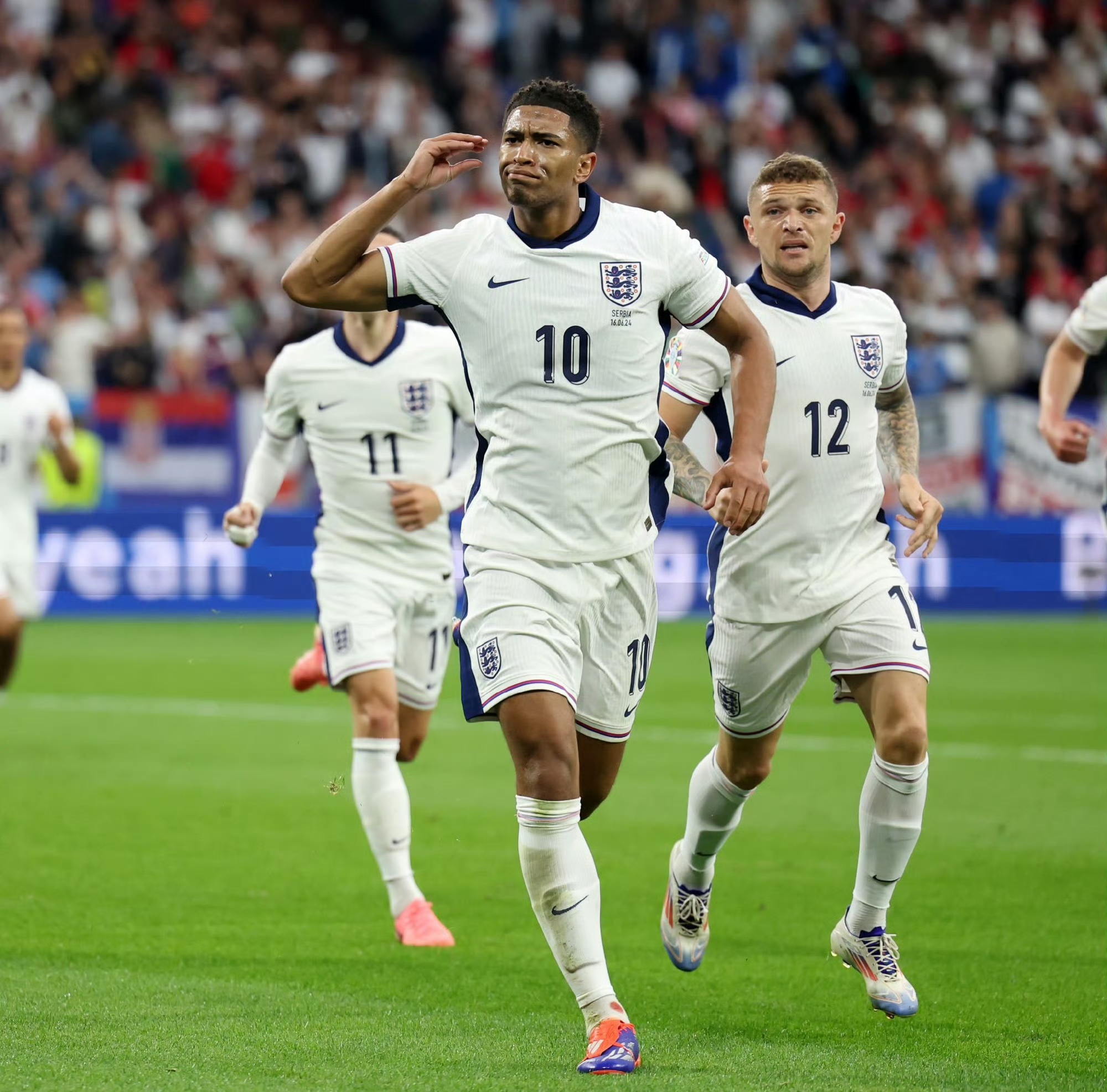 爱游戏官网-关于升班马布里斯托城喜获胜利，英格兰足球联赛表现抢眼！的信息