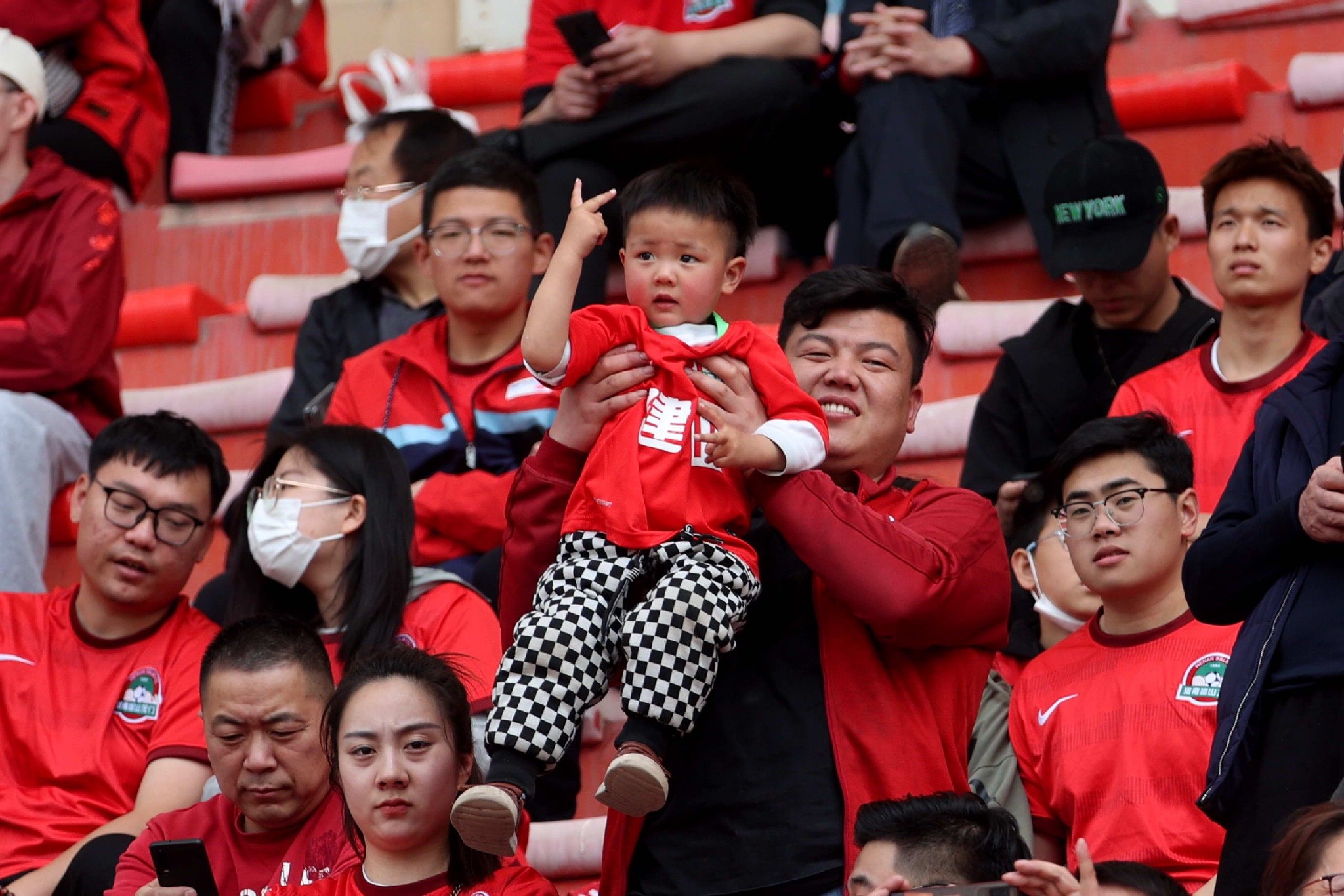 关于欧洲预选赛战事频发,球迷热情高涨的信息 关于欧洲预选赛战事频发,球迷热情高涨的信息