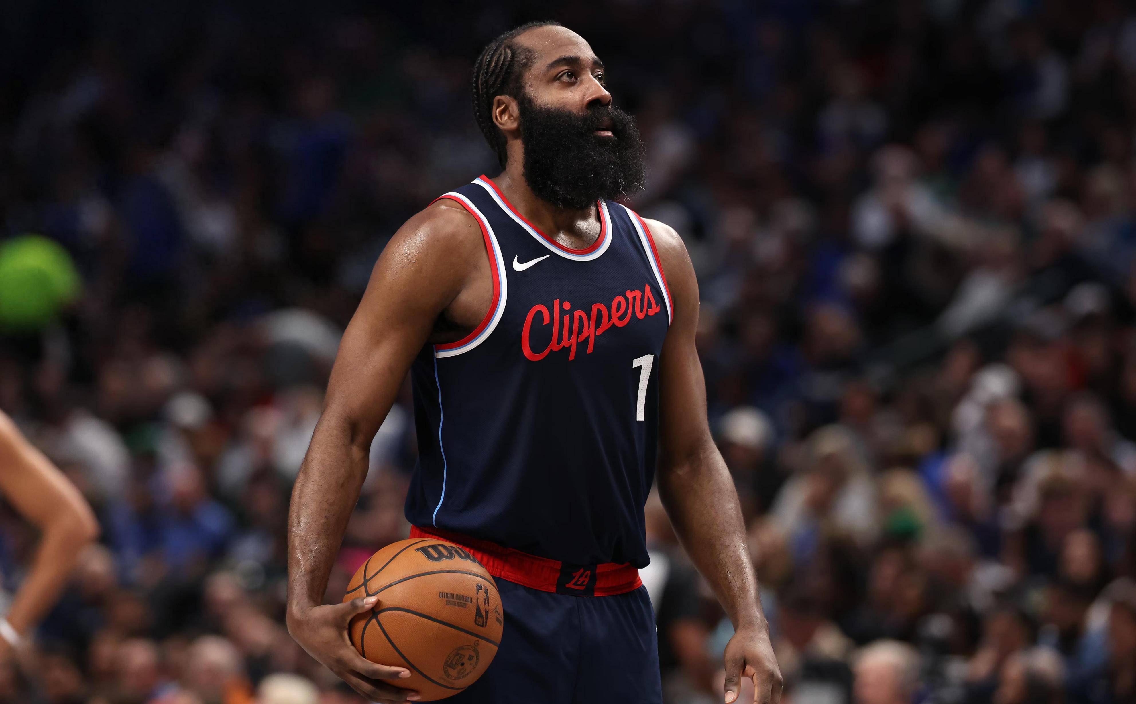 关于汉堡主教练暗示球队在下一场比赛中会有所斩获的信息