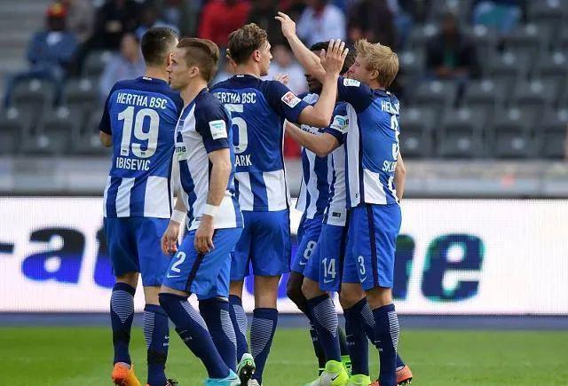 柏林赫塔队在德国足球职业联赛中排名靠前 柏林赫塔队在德国足球职业联赛中排名靠前