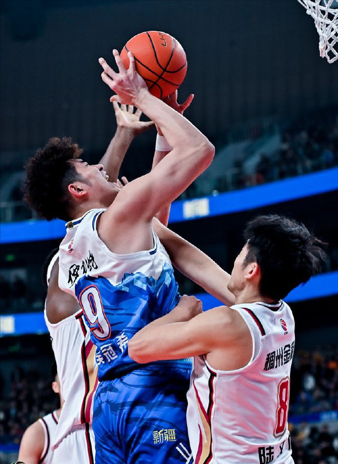 包含新疆男篮力克江苏男篮,武器库齐备再次逆转的词条 包含新疆男篮力克江苏男篮,武器库齐备再次逆转的词条