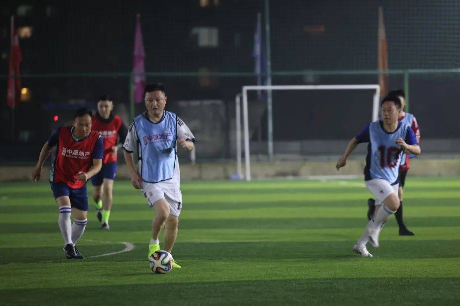 包含责任心足球友谊赛场上演,中国队展现斗志的词条 包含责任心足球友谊赛场上演,中国队展现斗志的词条