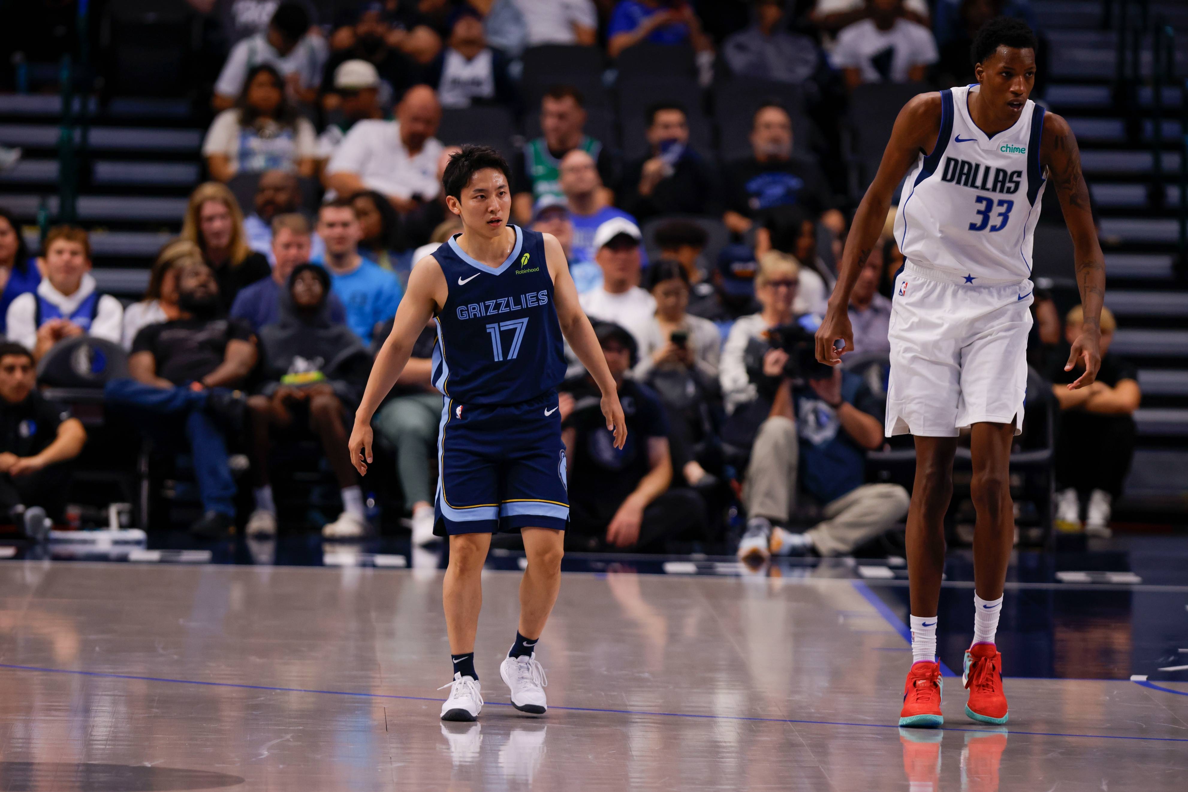 篮球比赛场上奇迹发生,球员技术高超的简单介绍 篮球比赛场上奇迹发生,球员技术高超的简单介绍