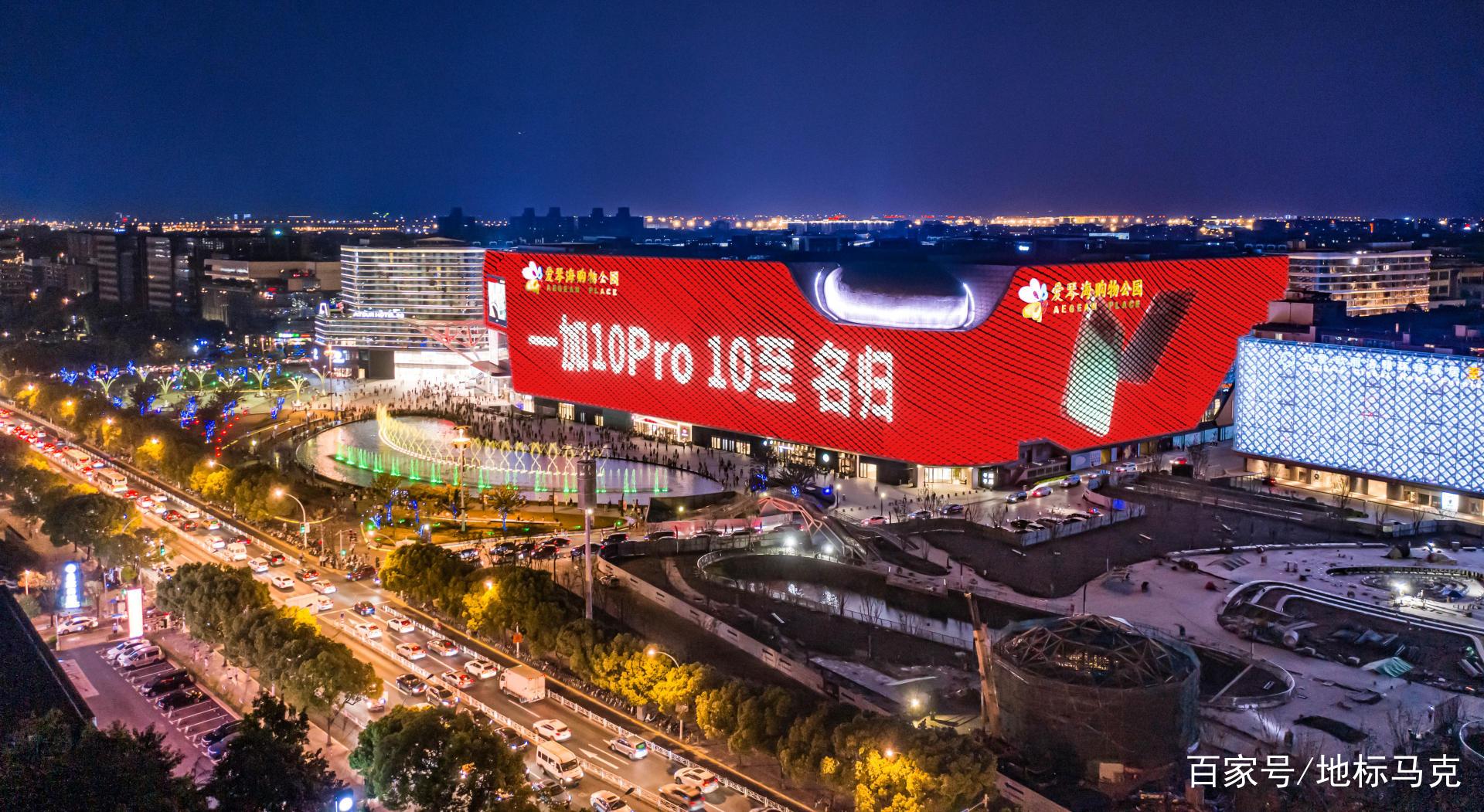 爱游戏在线-包含血拼之战一触即发：双方实力均衡谁才是赢家的词条