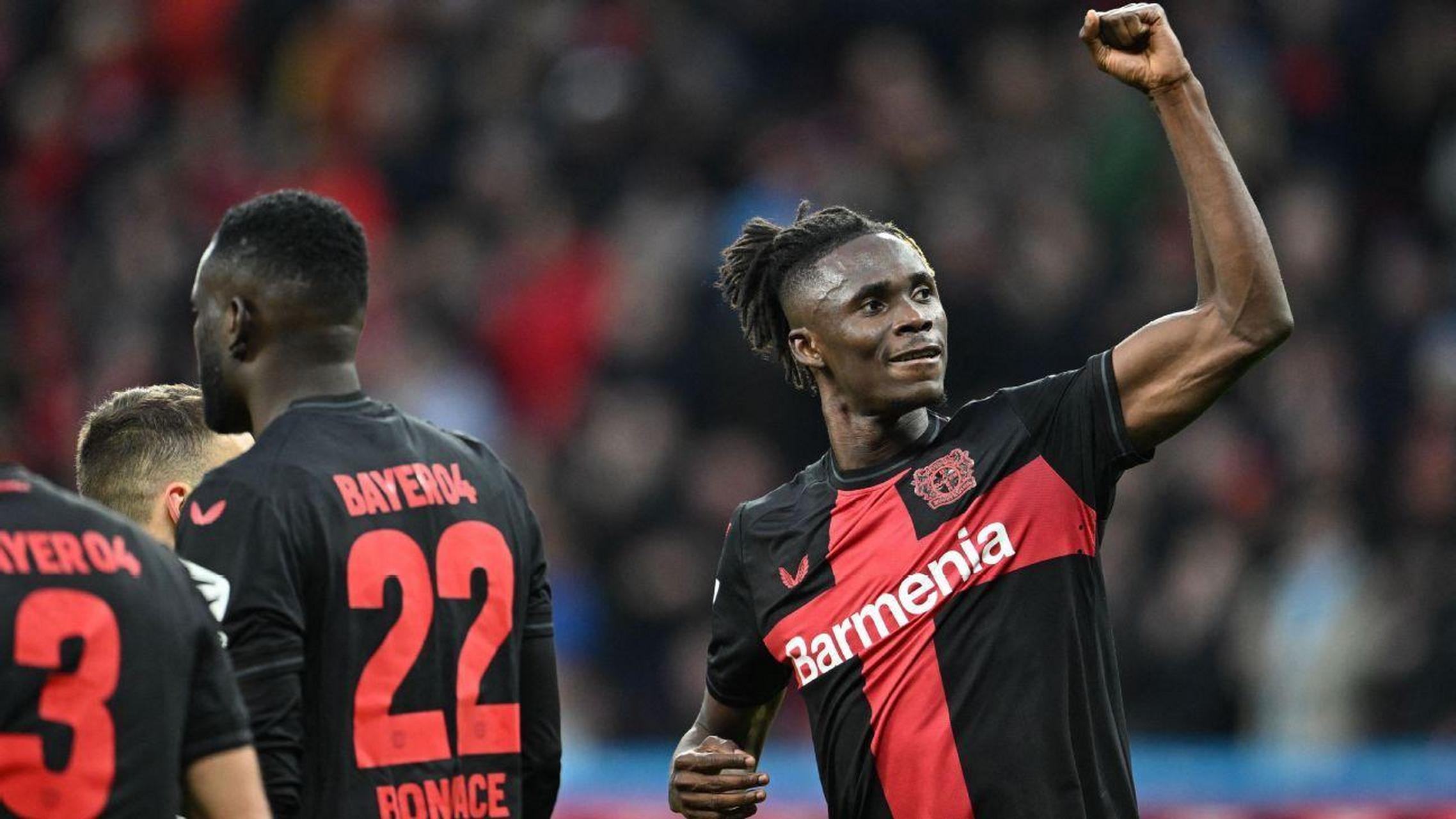 南非队在非洲杯赛中展现强大实力 南非队在非洲杯赛中展现强大实力