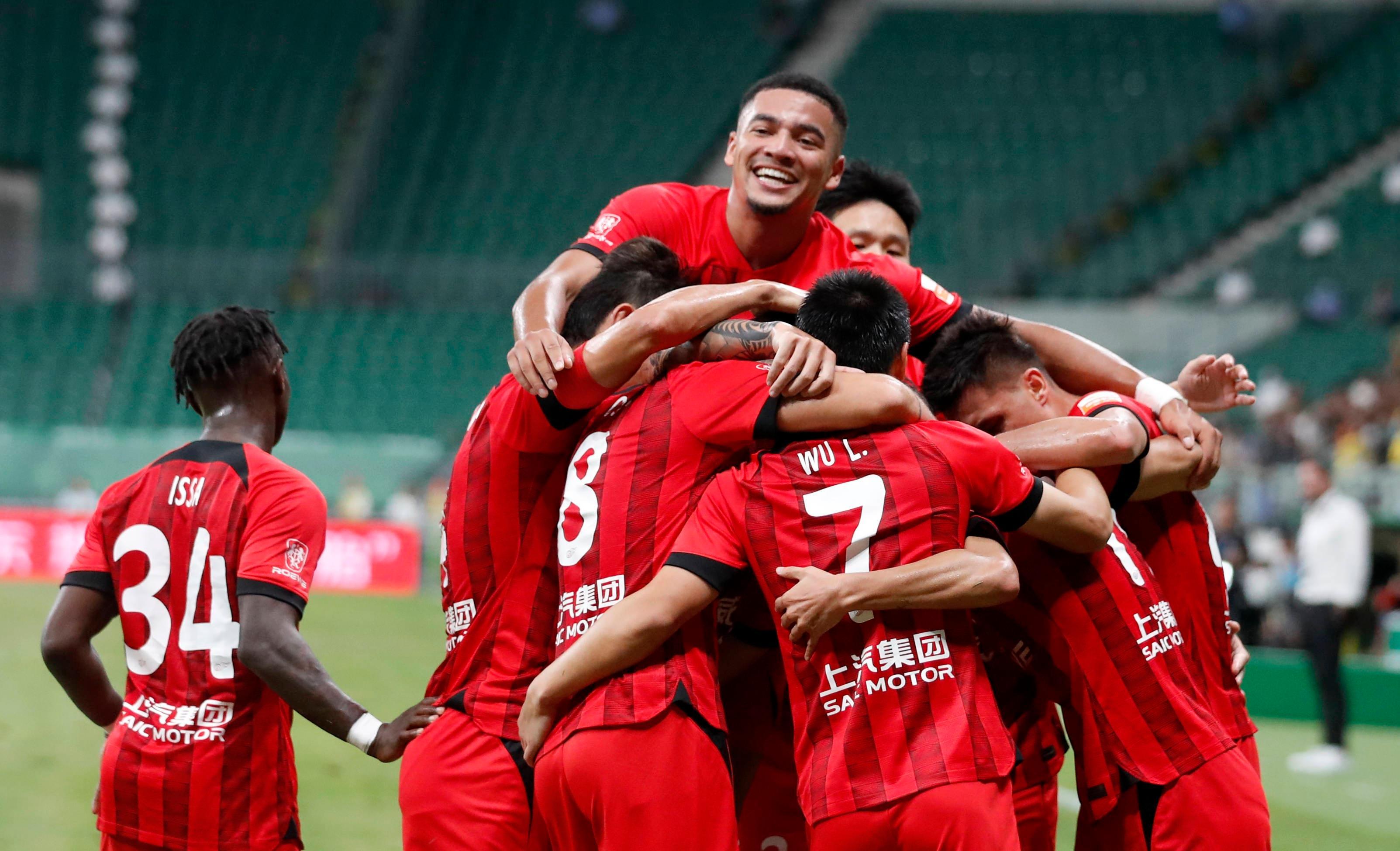 精彩比赛连连上演,激烈较量引人入胜的简单介绍 精彩比赛连连上演,激烈较量引人入胜的简单介绍