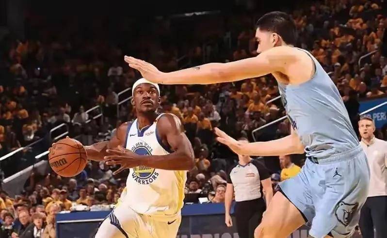 东部半决赛暗战开打，步行者队挑战勇士的简单介绍