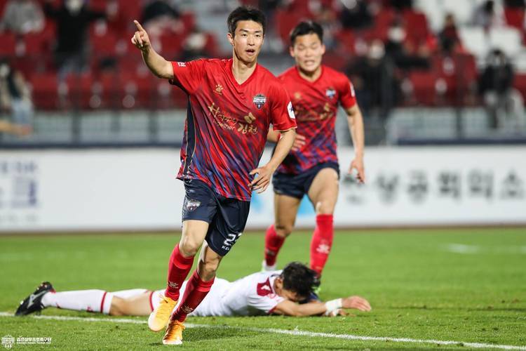 爱游戏-叙利亚球队全力以赴，争取在亚冠赛场上取得突破的简单介绍