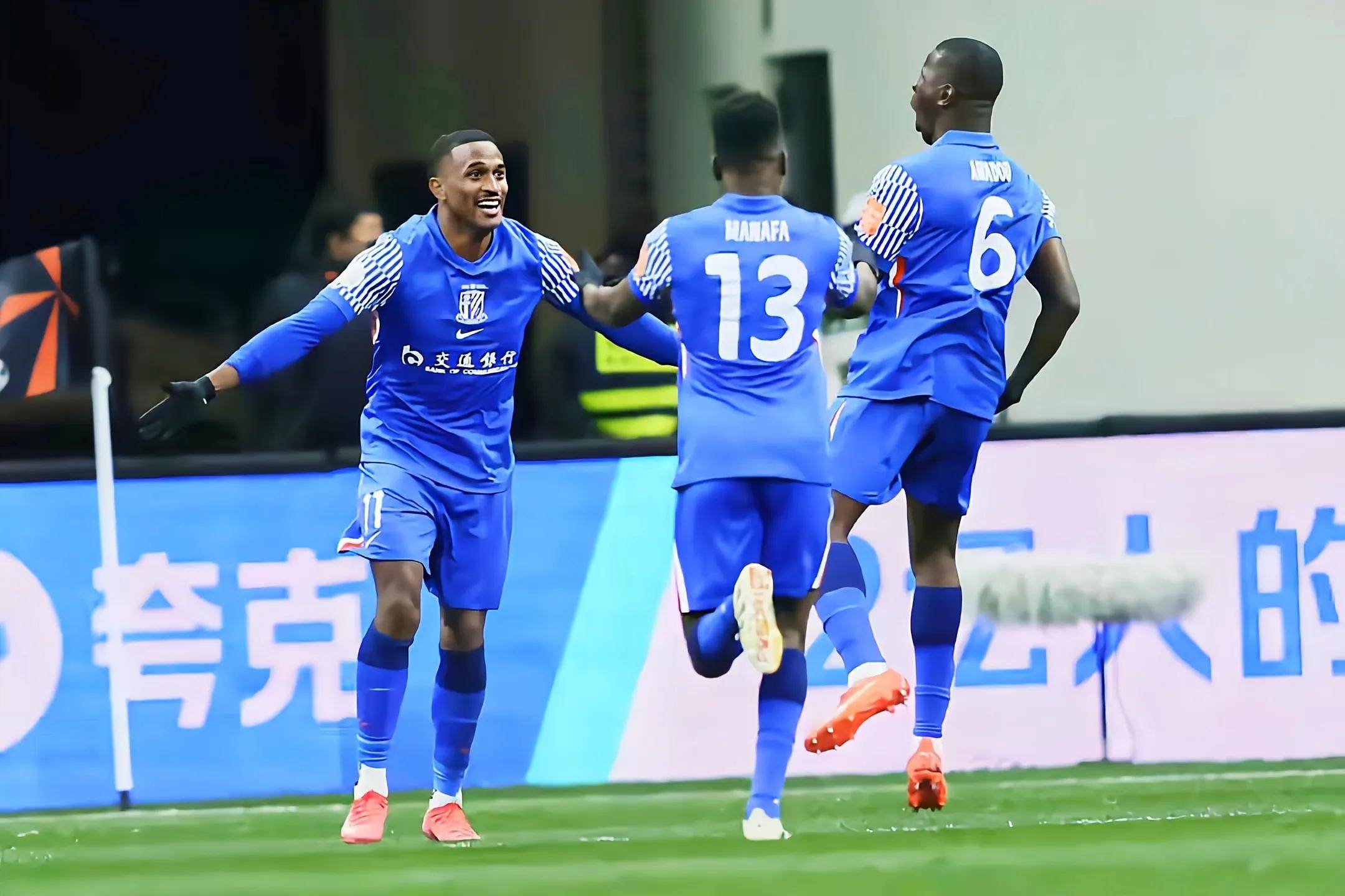 爱游戏官方-中亚球队奋力拼搏，亚冠比赛剧情多变惊艳的简单介绍