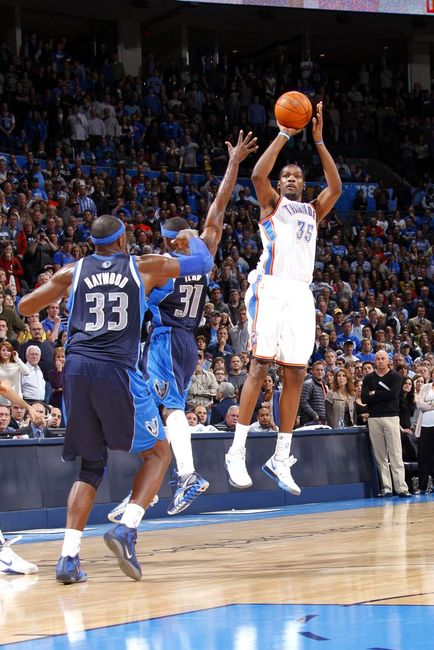 小牛队后备球员爆发,带领球队连胜的简单介绍 小牛队后备球员爆发,带领球队连胜的简单介绍