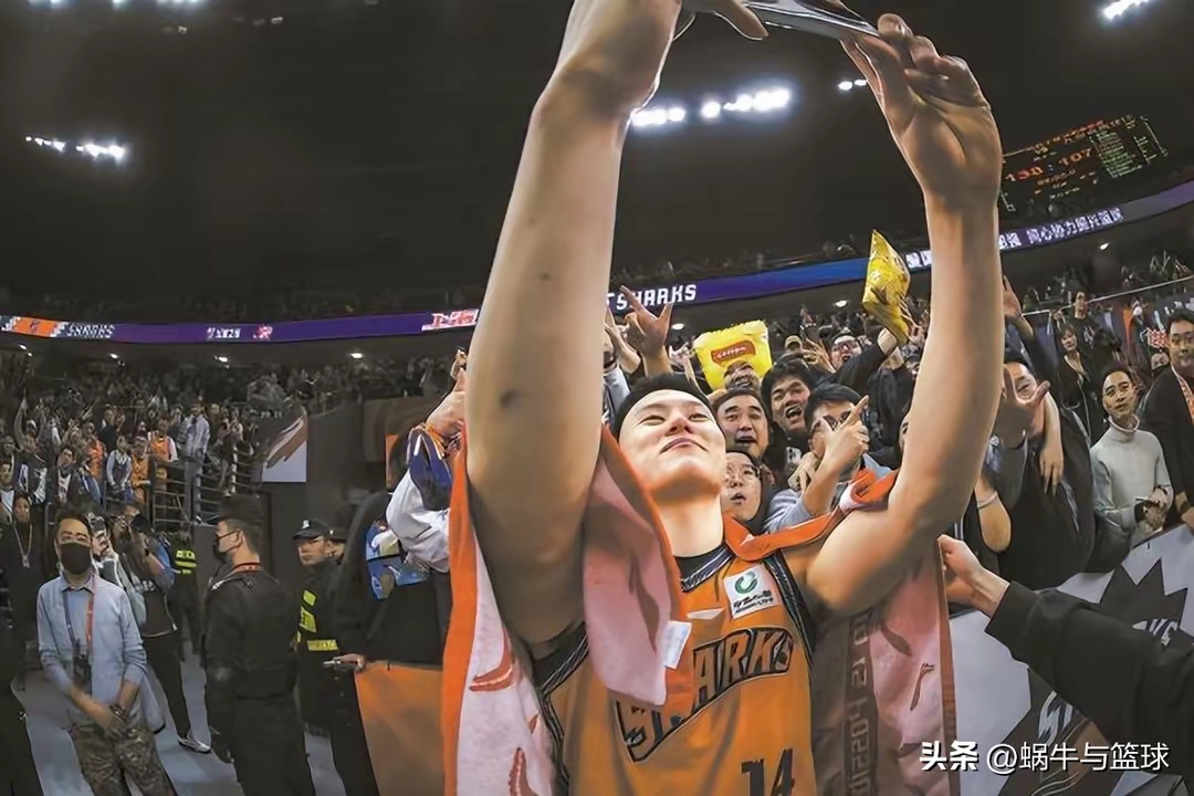 亚洲篮球职业赛场充满悬念的较量