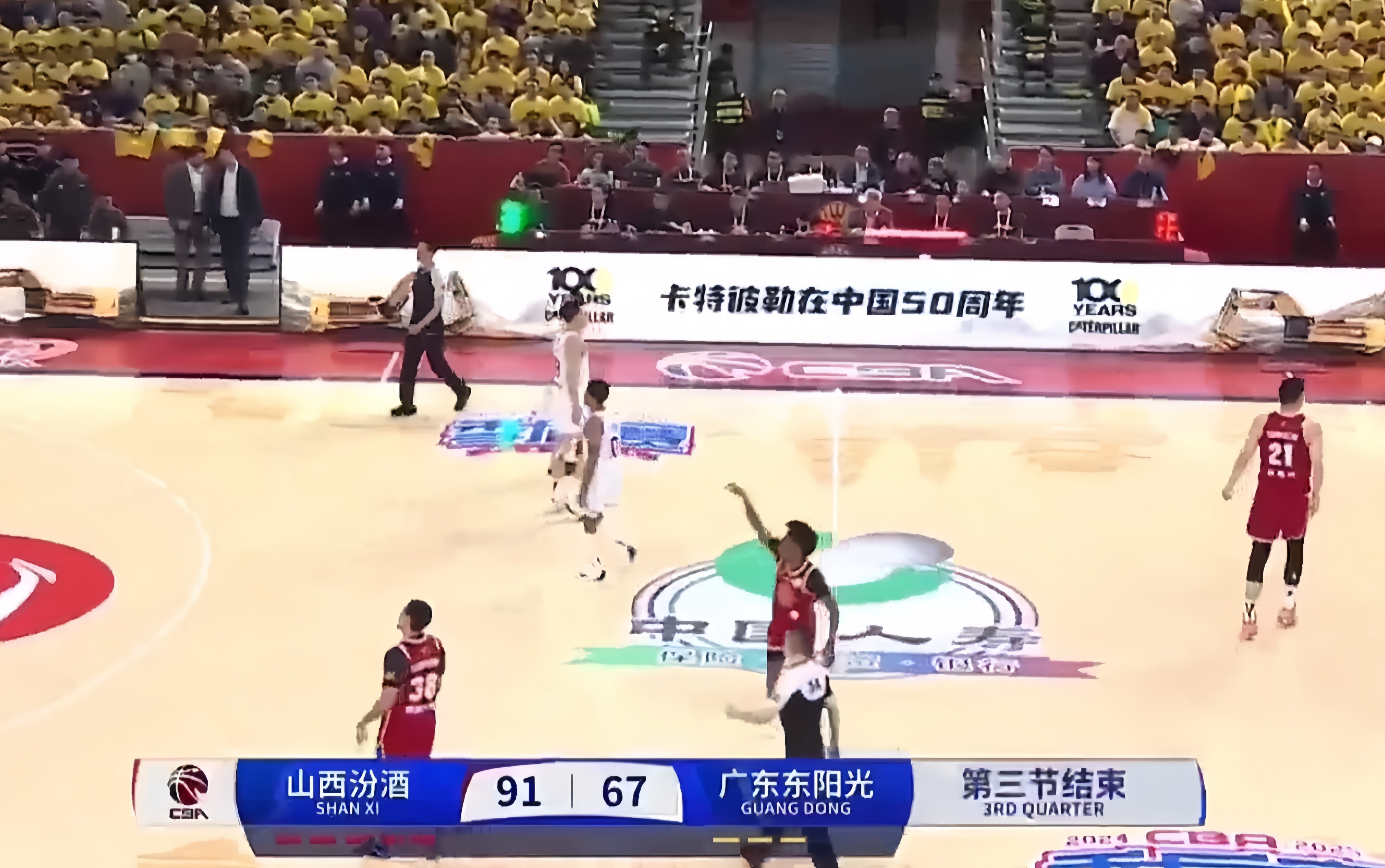 广东队遭遇连败,排名逐渐下滑 广东队遭遇连败,排名逐渐下滑