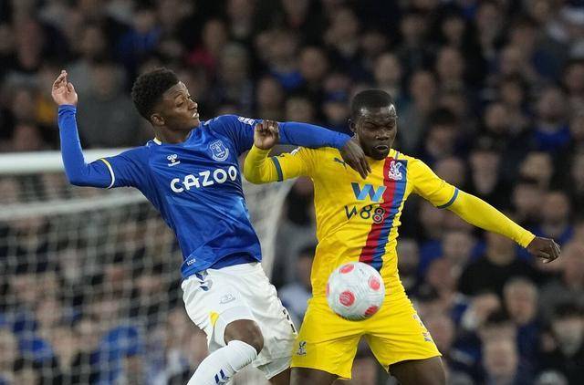 莱切斯特城反超对手，继续冲击前四的简单介绍