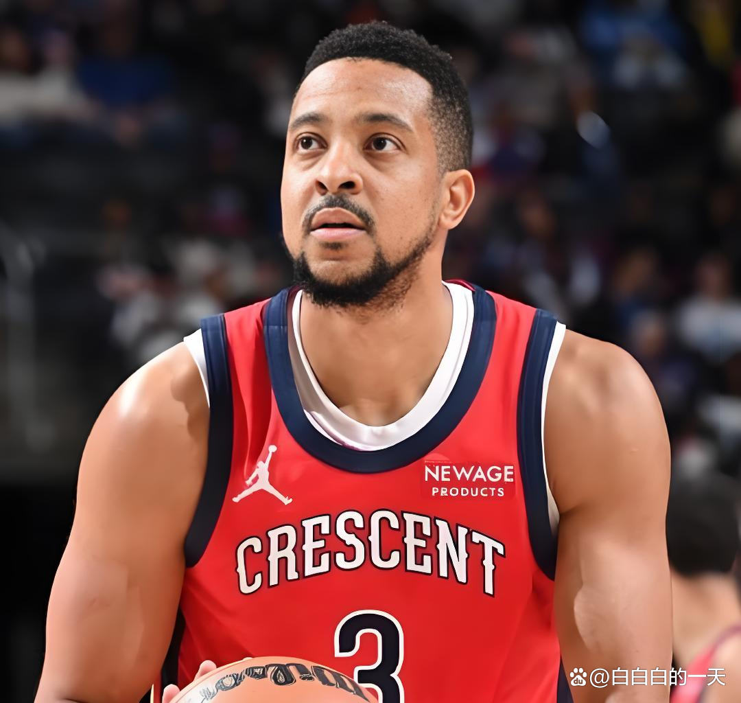 爱游戏tv-开拓者上演逆袭好戏，击败雄鹿取得突破的简单介绍