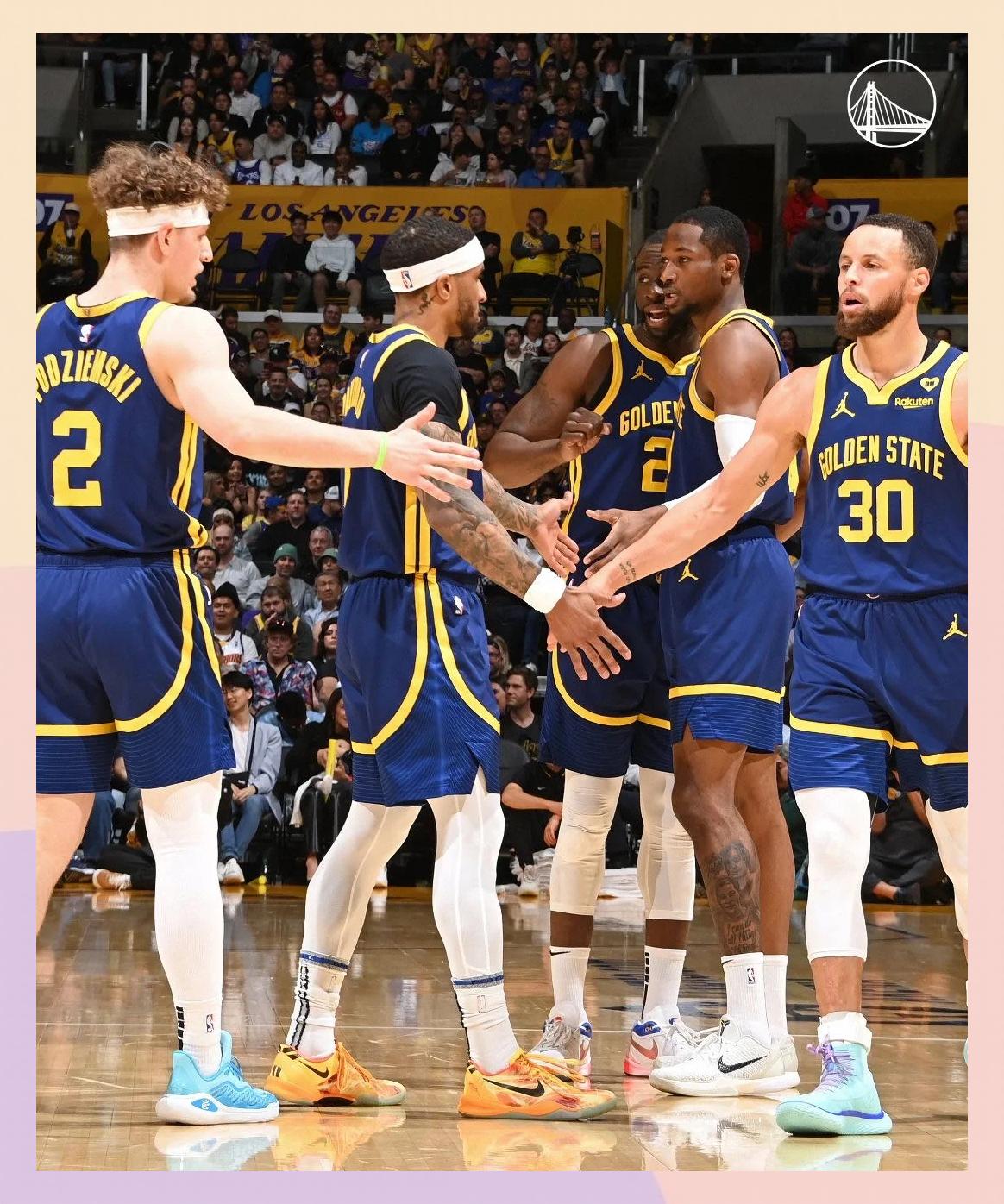 爱游戏娱乐-关于勇士大胜湖人，库里砍下40分的信息